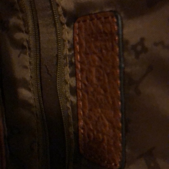 Red bag - Picture 6 of 8